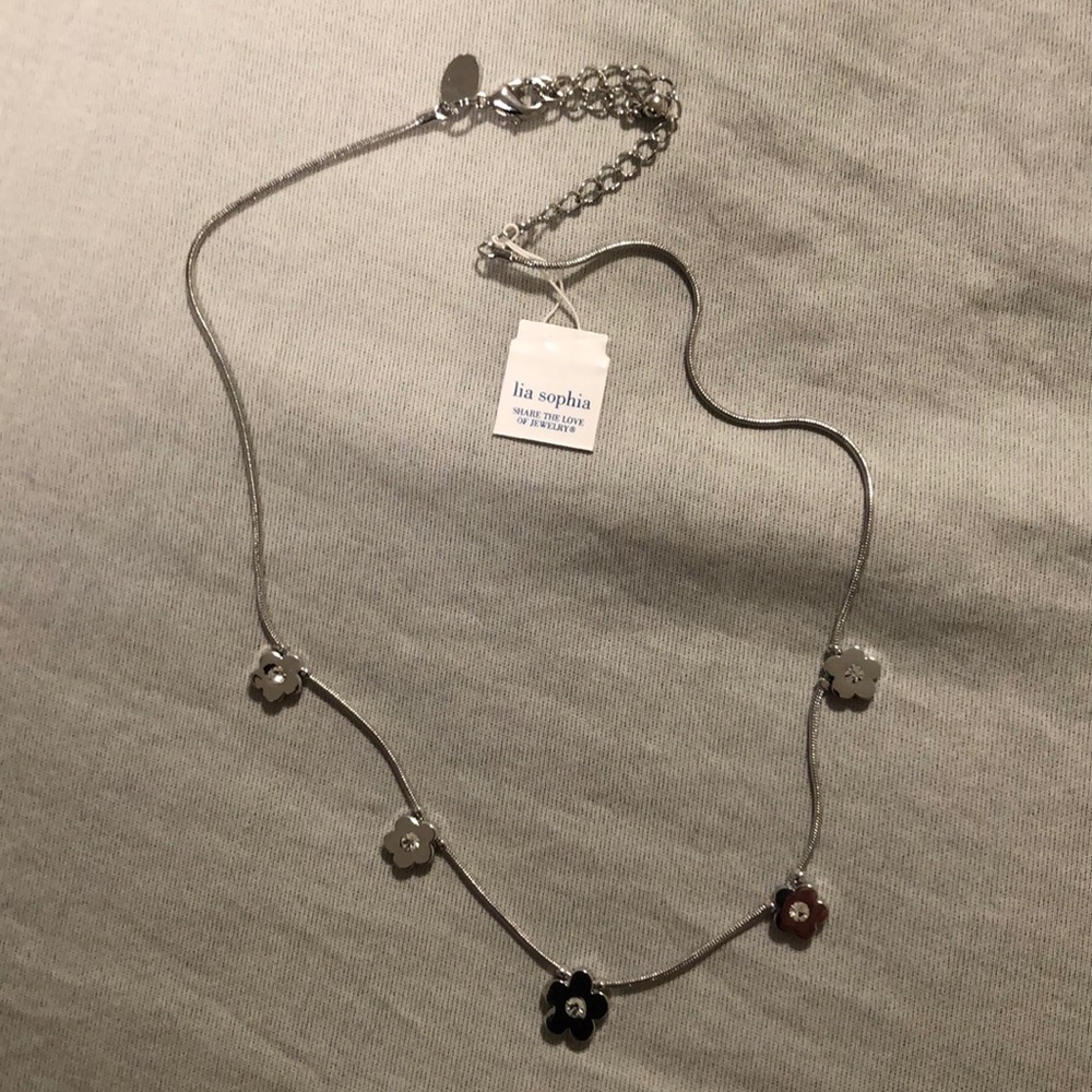 Lia Sophia Daisy Flower Necklace